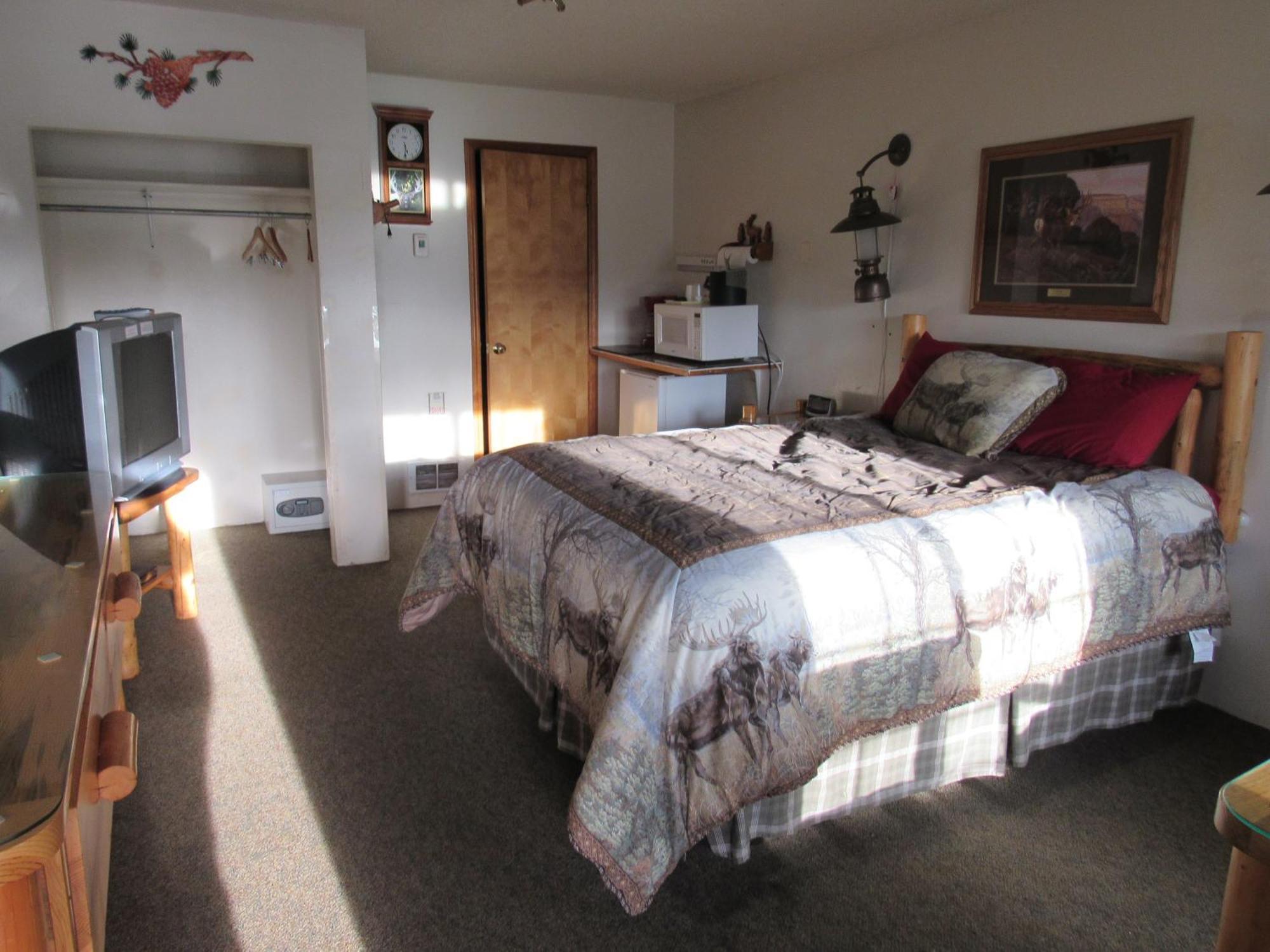 The Woodsman Country 4*