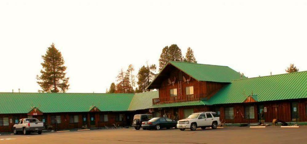 The Woodsman Country Hotel